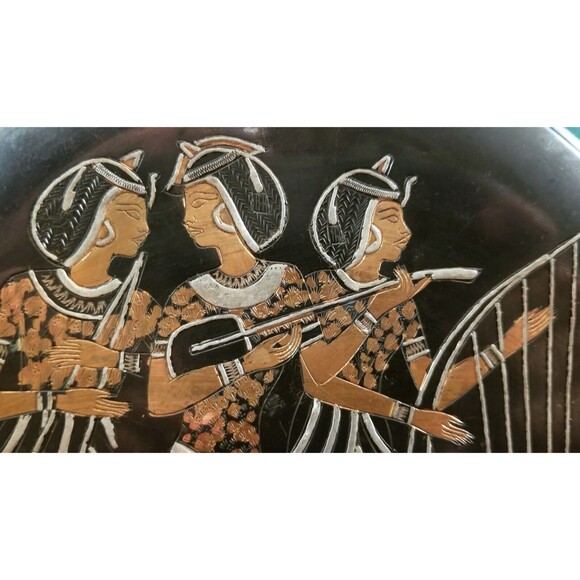 Egyptian Musicians Vintage Black Enamel & Bronze Wall Hanging Decorative Plate - Picture 3 of 4